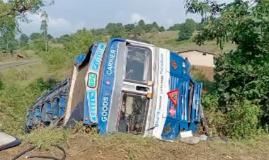 जुन्नारदेव-तामिया रोड पर पेट्रोल से भरा टैंकर पलटा एक की मौत