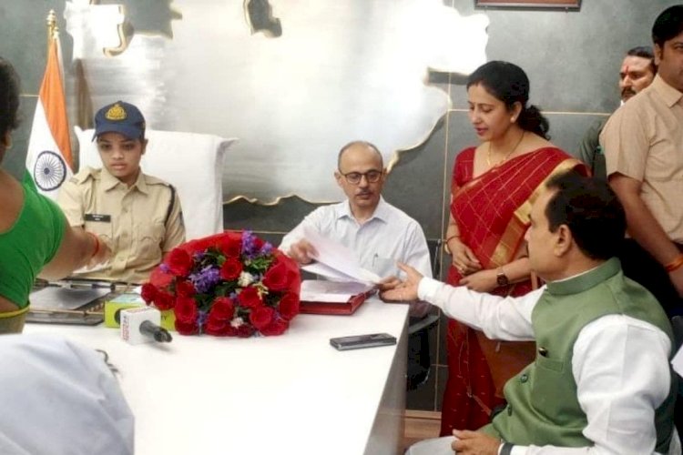 मीनाक्षी वर्मा बनी मध्यप्रदेश की गृहमंत्री ! लोगों की सुनी समस्याएं और आदेश भी जारी किये 