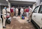 कोरोना वायरस के चलते पुलिस की मदद के लिए आगे आये आम लोग
