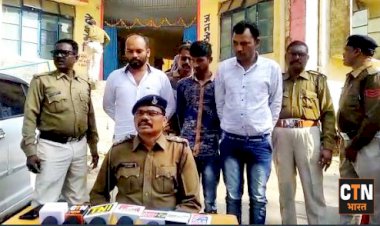 आखिर शिक्षक ने पत्रकारों  को रूपये क्यों दिए ? बड़ा सवाल 