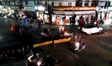 स्मार्ट सिटी पर लग रहा चौराहो में अंधकार का ग्रहण .....