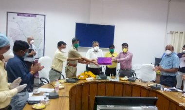 पूर्व कलेक्टर डॉ.शर्मा की विदाई व नवागत कलेक्टर श्री सुमन का स्वागत