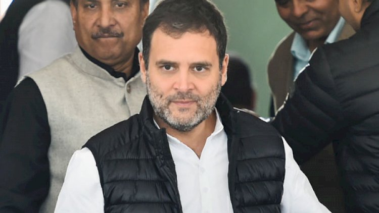 कांग्रेस के 136 स्थापना दिवस से एक दिन पहले राहुल गांधी विदेश दौरे पर निकल गए - लोगों ने ली चुटकी