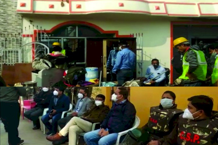 जुआं व शराब माफिया के अवैध निर्माण पर नगर पालिक निगम, पुलिस और छिंदवाड़ा प्रशासन की कार्रवाई