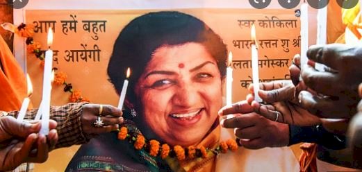 Lata Mangeshkar Forever : तस्वीरों के माध्यम से जानें दिवंगत गायिका का अब तक का सफर